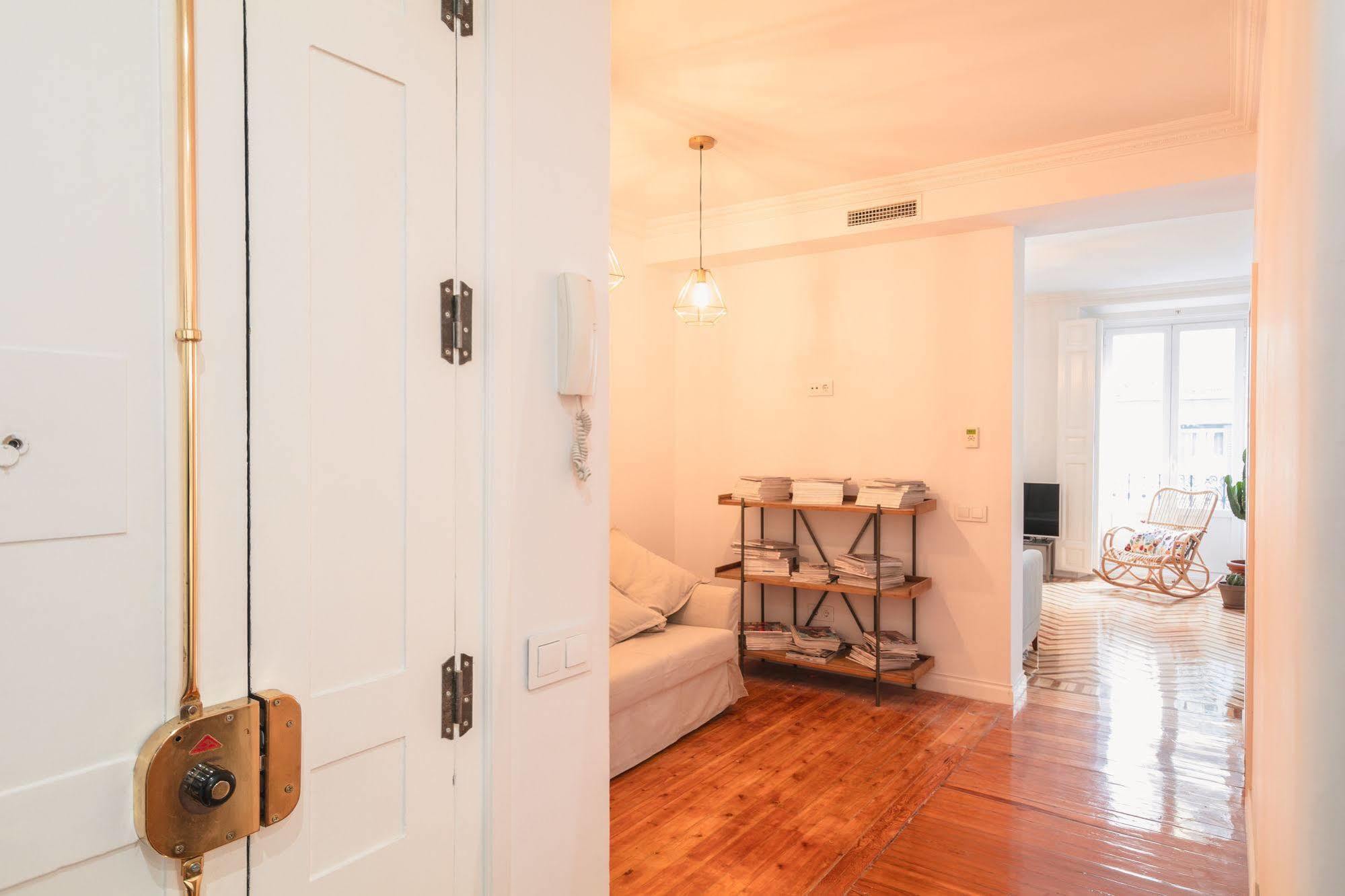 PYR Select Fuencarral Apartamento Madrid Exterior foto
